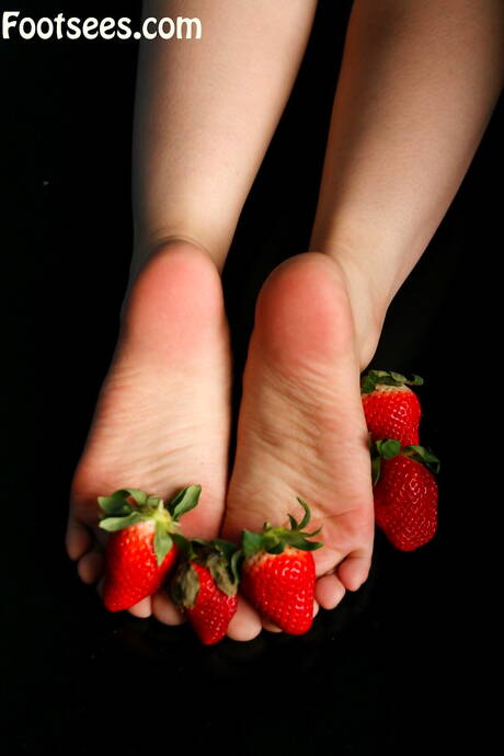Foot Sees are pleased to offer you xxx photos featuring delightful miss xxx gallery 262411