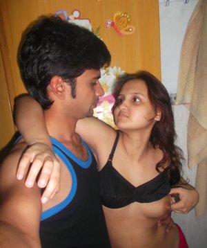 Indian Amateur Babes photo collection featuring Indian Babe xxx gallery 222475