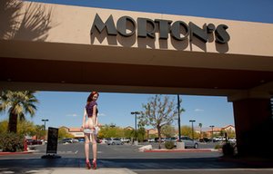 Zishy are excited to present you with a photo gallery showcasing Dee Dee Lynn demonstrating perfect shape