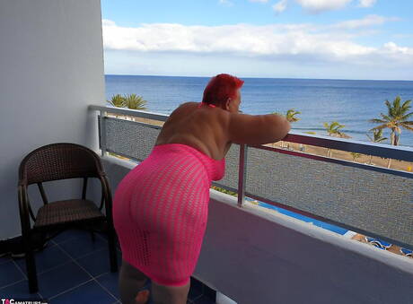 TAC Amateurs invites you to browse their free pictures with Valgasmic Exposed xxx gallery 271520